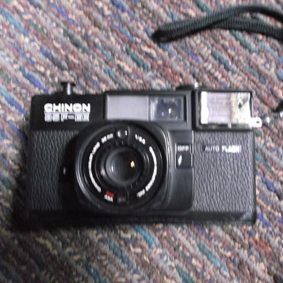 VINTAGE CHINON 38 F-EE 38mm FILM CAMERA w/AUTO FLASH KD 140161